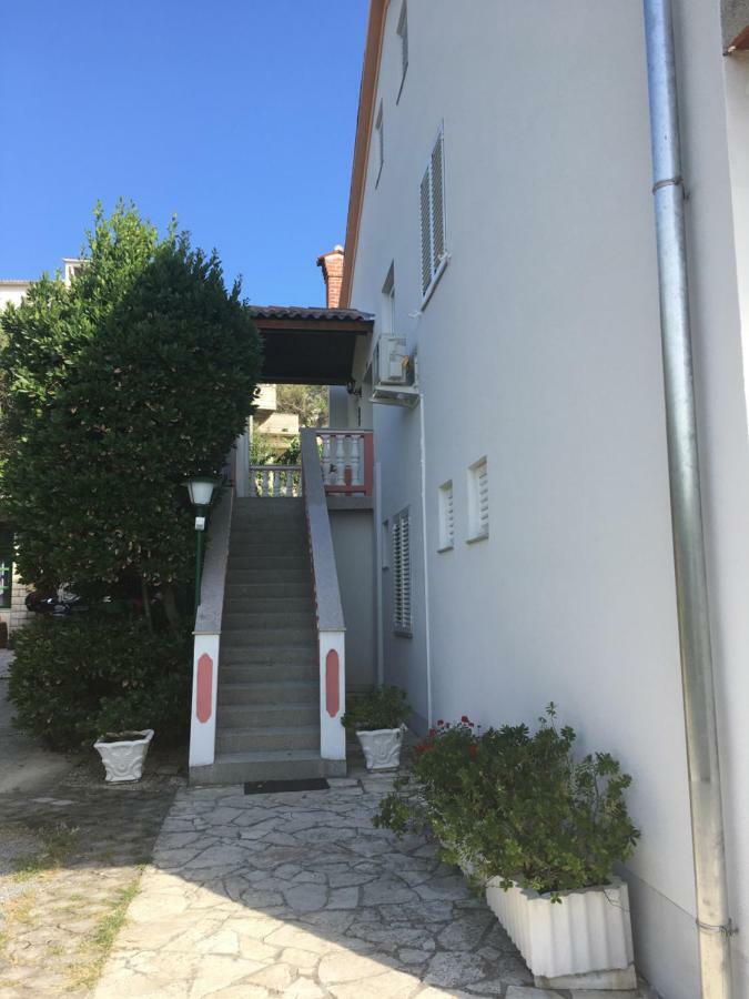 Apartments Ankica Kampor Exterior photo